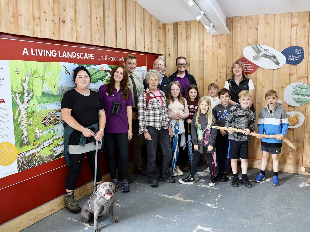 Group gather before Beaver illustration before Beaver Walk Aug 24